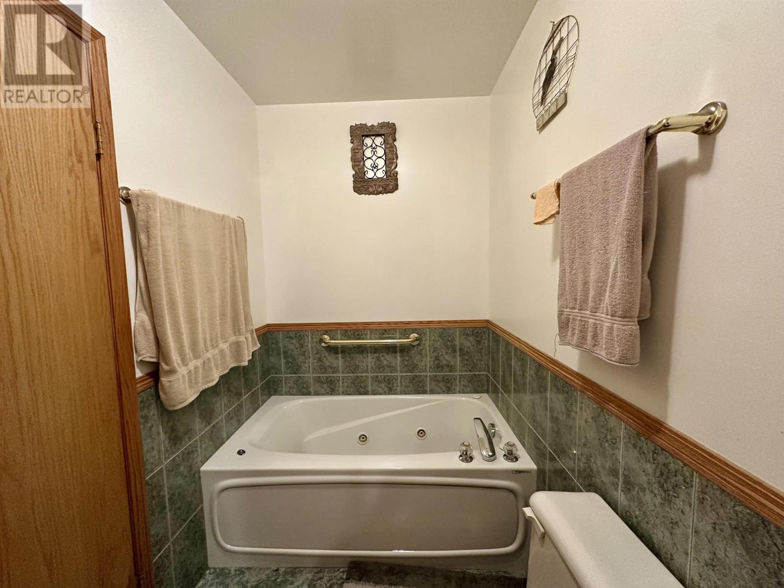 1308 Eighth Street North - Image 10