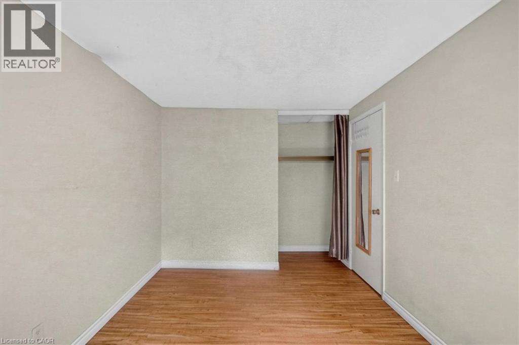 #173 2050 UPPERMIDDLE Road - 20