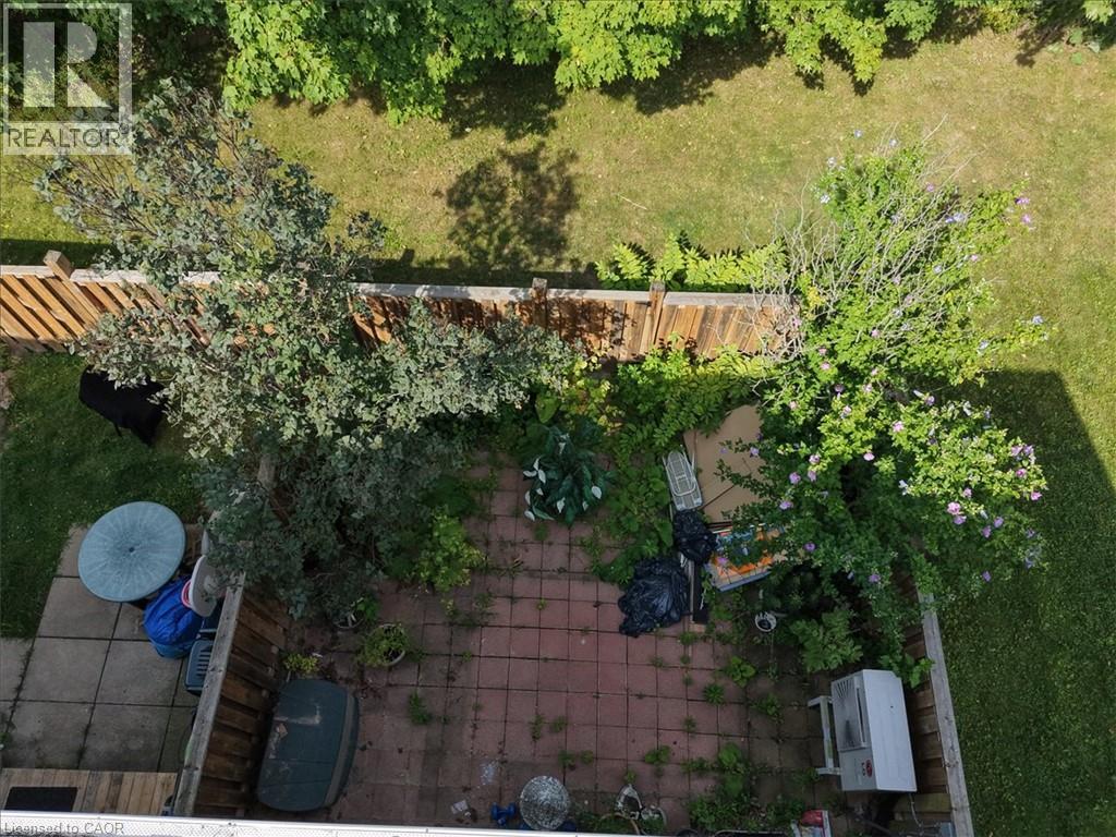 #173 2050 UPPERMIDDLE Road - Image 39