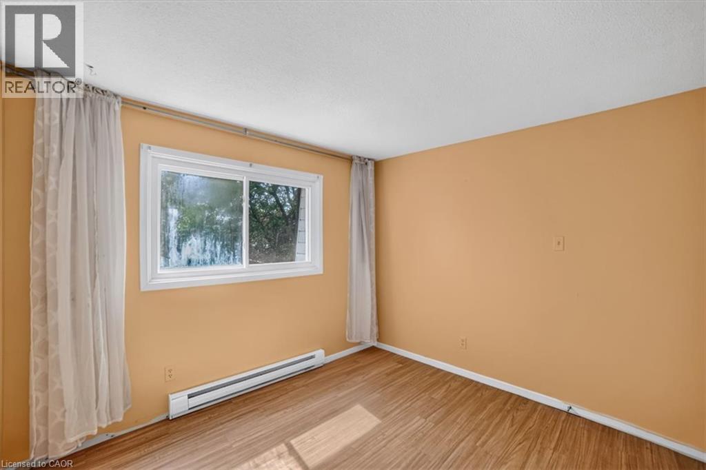 #173 2050 UPPERMIDDLE Road - Image 27