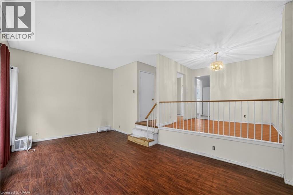 #173 2050 UPPERMIDDLE Road - Image 6