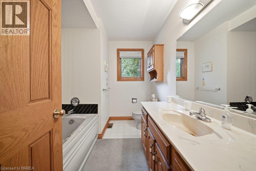 70 THIRTEENTH Street W - 18