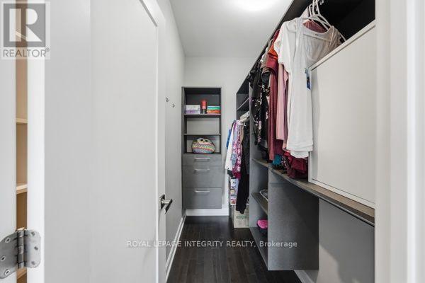 33 SOLARA PRIVATE - Image 21