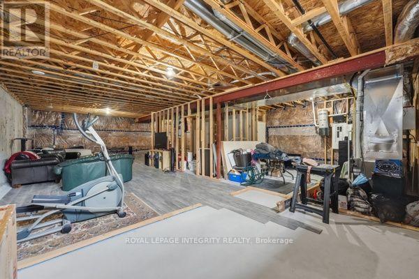 33 SOLARA PRIVATE - Image 23