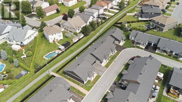 33 SOLARA PRIVATE - Image 32