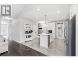 33 Solara Private, Clarence Rockland, ON K4K1P5 Photo 12
