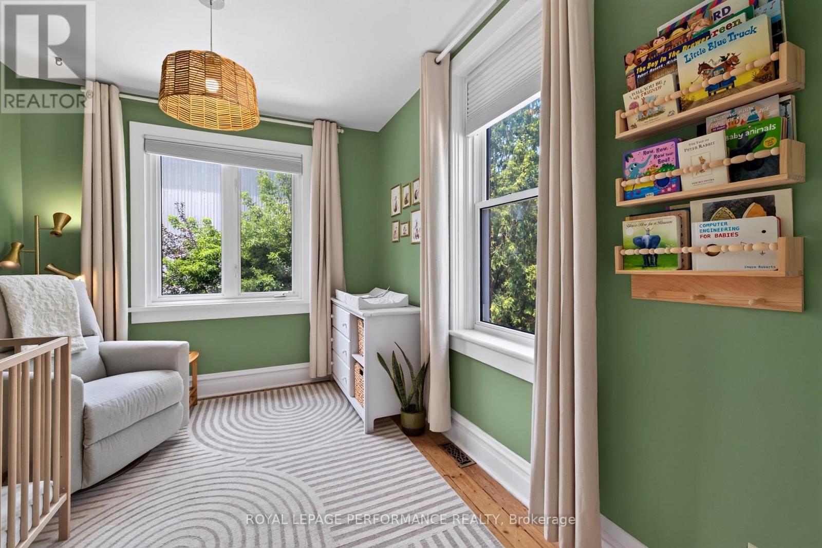 72 SPRINGFIELD ROAD - 22