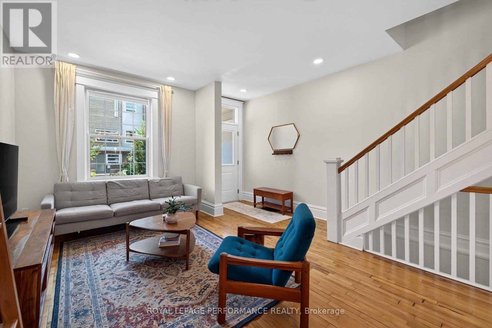 72 SPRINGFIELD ROAD - 6