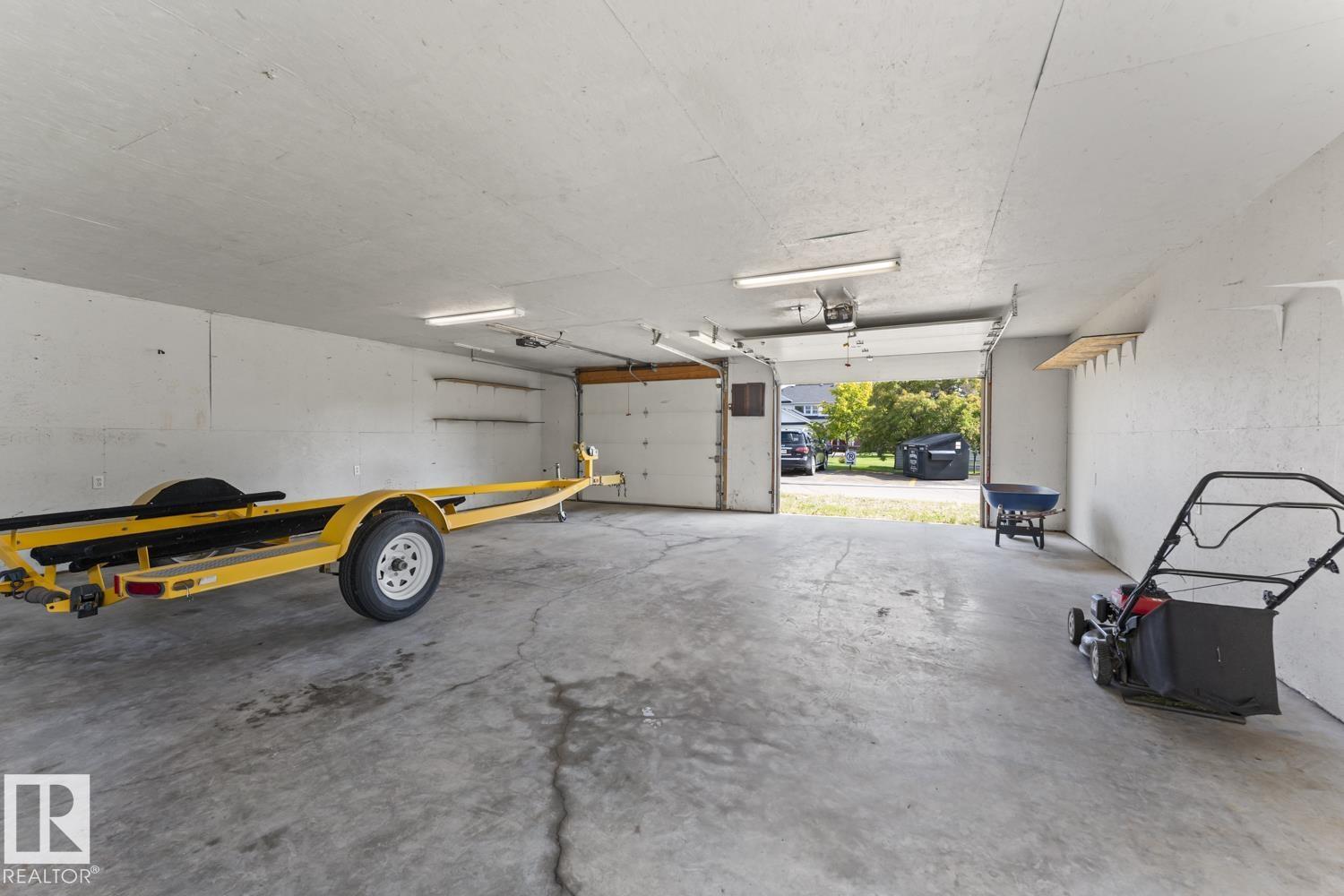 618 10 ST - Image 12