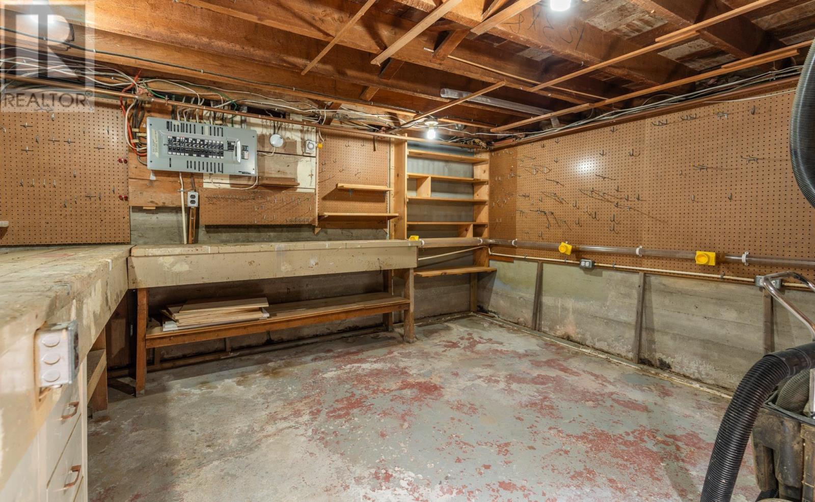 948 Highway 335 - Image 31