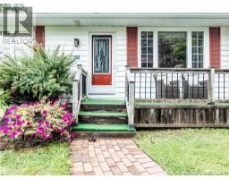 3pc Bathroom - 29 Dubois Street, Saint Louis De Kent, NB E4X1C8 Photo 10