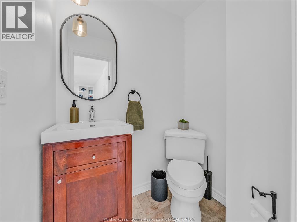 2998 ST LUKE CRESCENT - 21