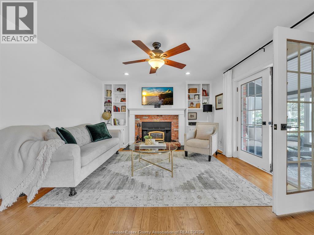 2998 ST LUKE CRESCENT - 22