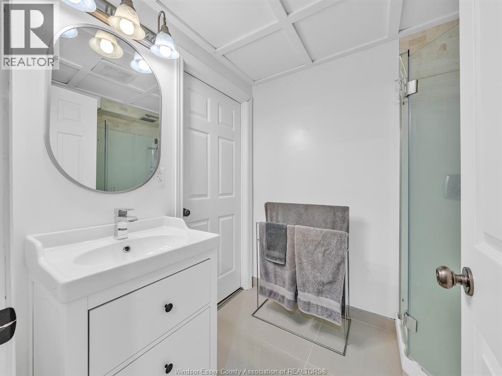 2998 ST LUKE CRESCENT - 42
