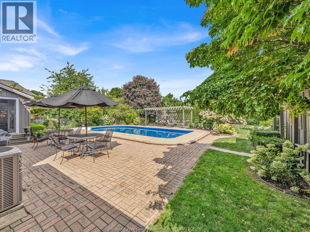 2998 ST LUKE CRESCENT - 46