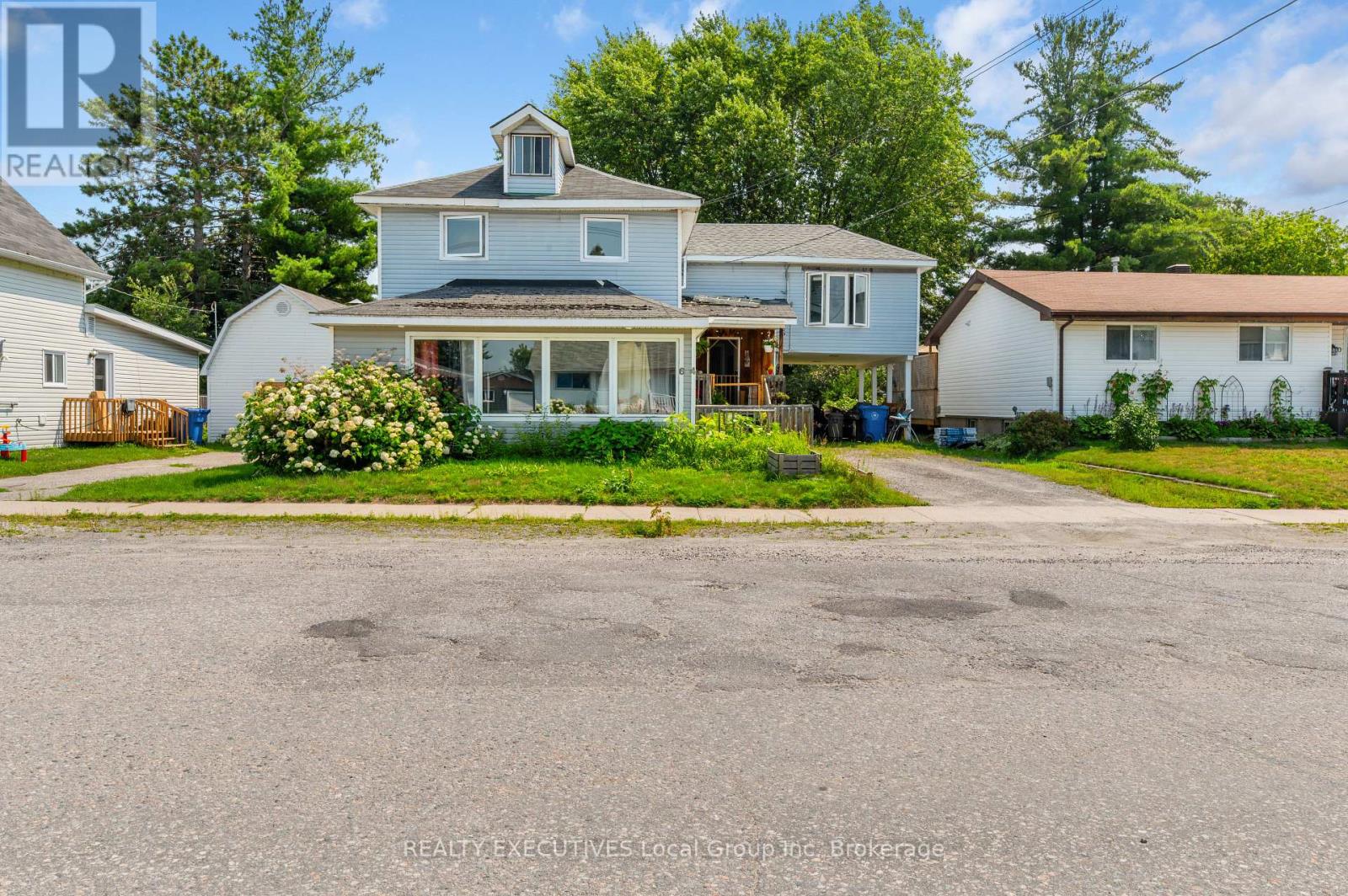 Property for sale at 64 NIPISSING STREET