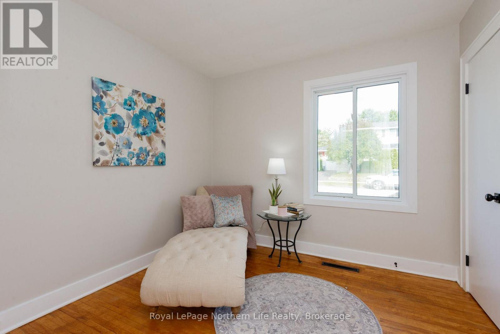 1009 ELIZABETH STREET - Image 21