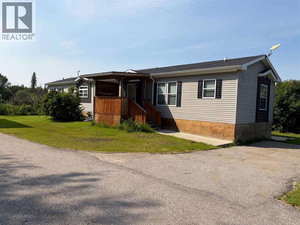 10 2 Street W - 2