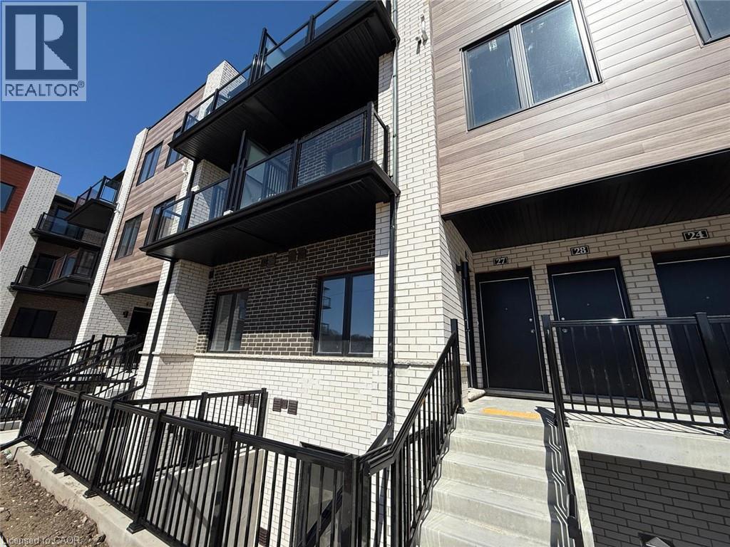 10 SOUTH CREEK Drive Unit# 26 — photo 2