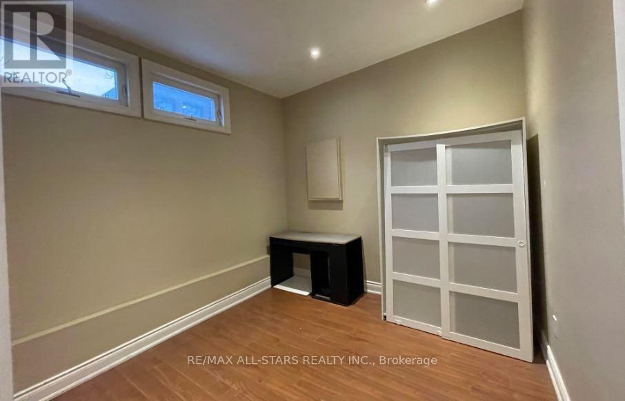 243 LIPPINCOTT STREET - 6