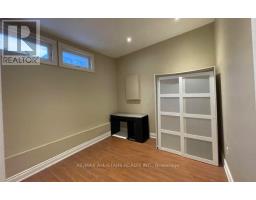 Primary Bedroom - 243 Lippincott Street, Toronto, ON M5S2P4 Photo 6