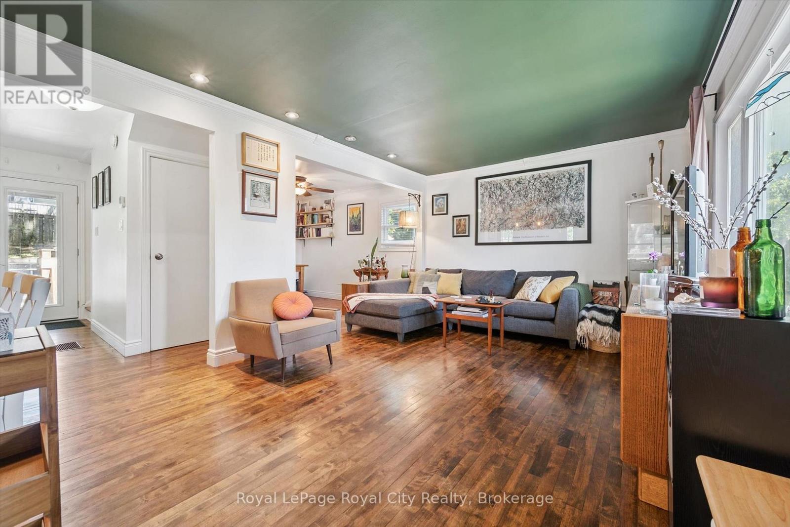 39 RIDGEWOOD AVENUE - Image 11