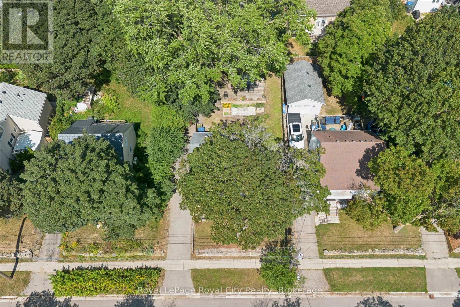 39 RIDGEWOOD AVENUE - 3