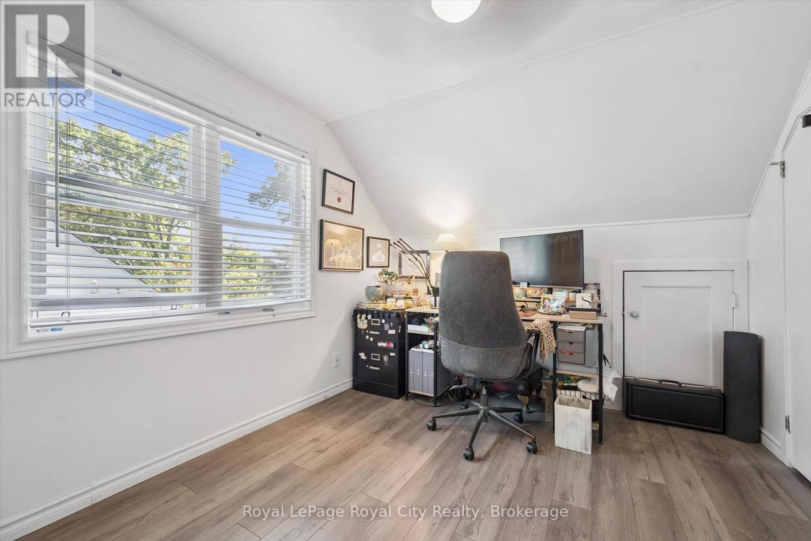 39 RIDGEWOOD AVENUE - Image 30