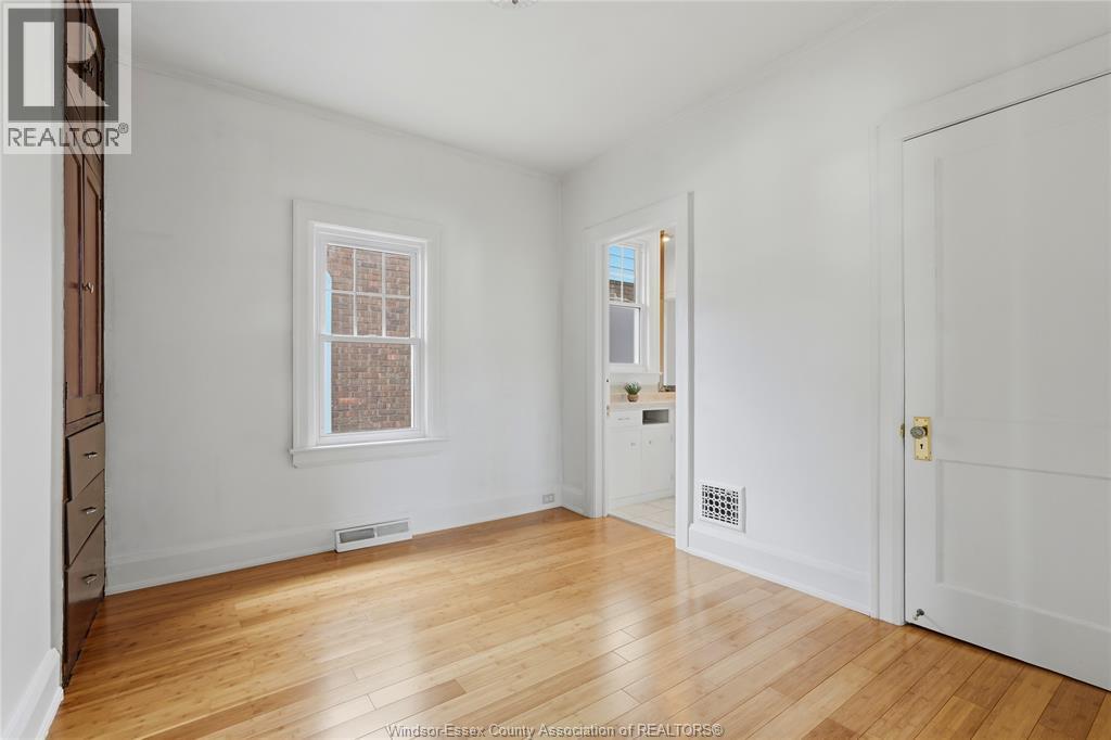849 LAWRENCE ROAD - Image 11