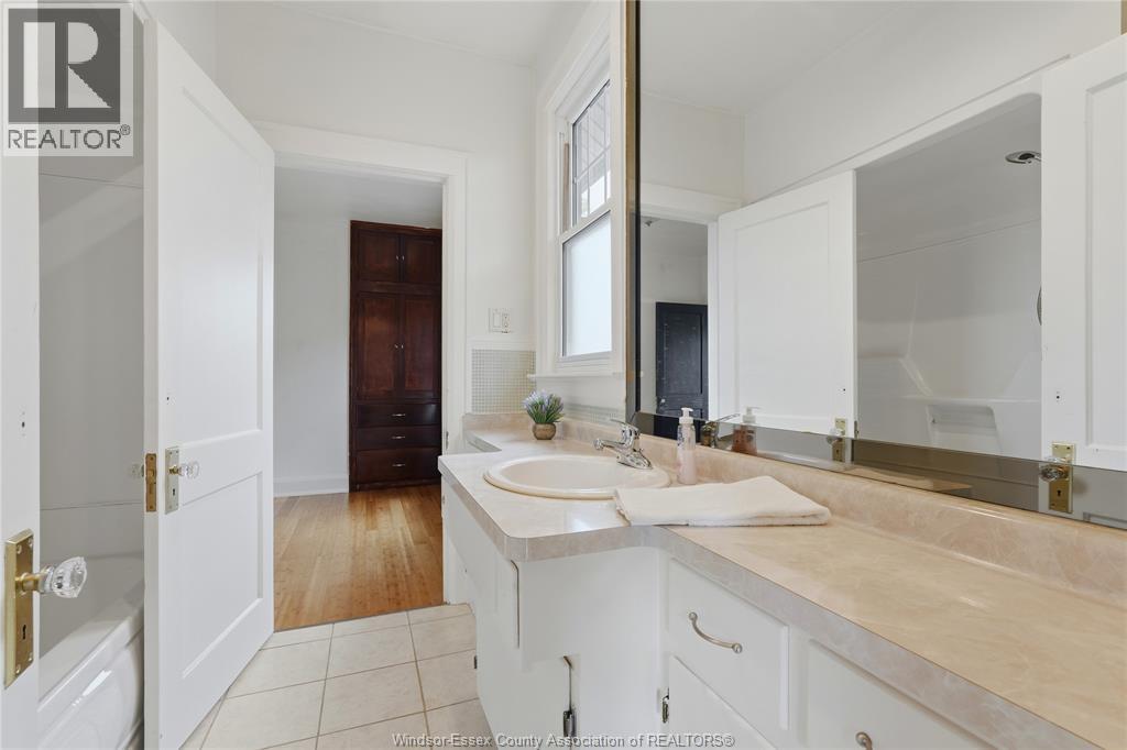 849 LAWRENCE ROAD - Image 12