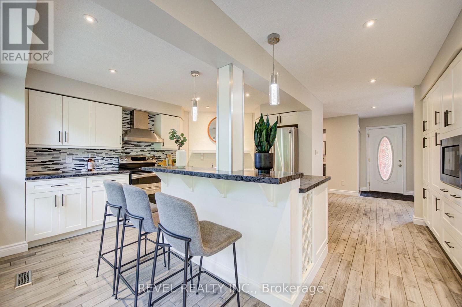 2141 THEODEN COURT - Image 17