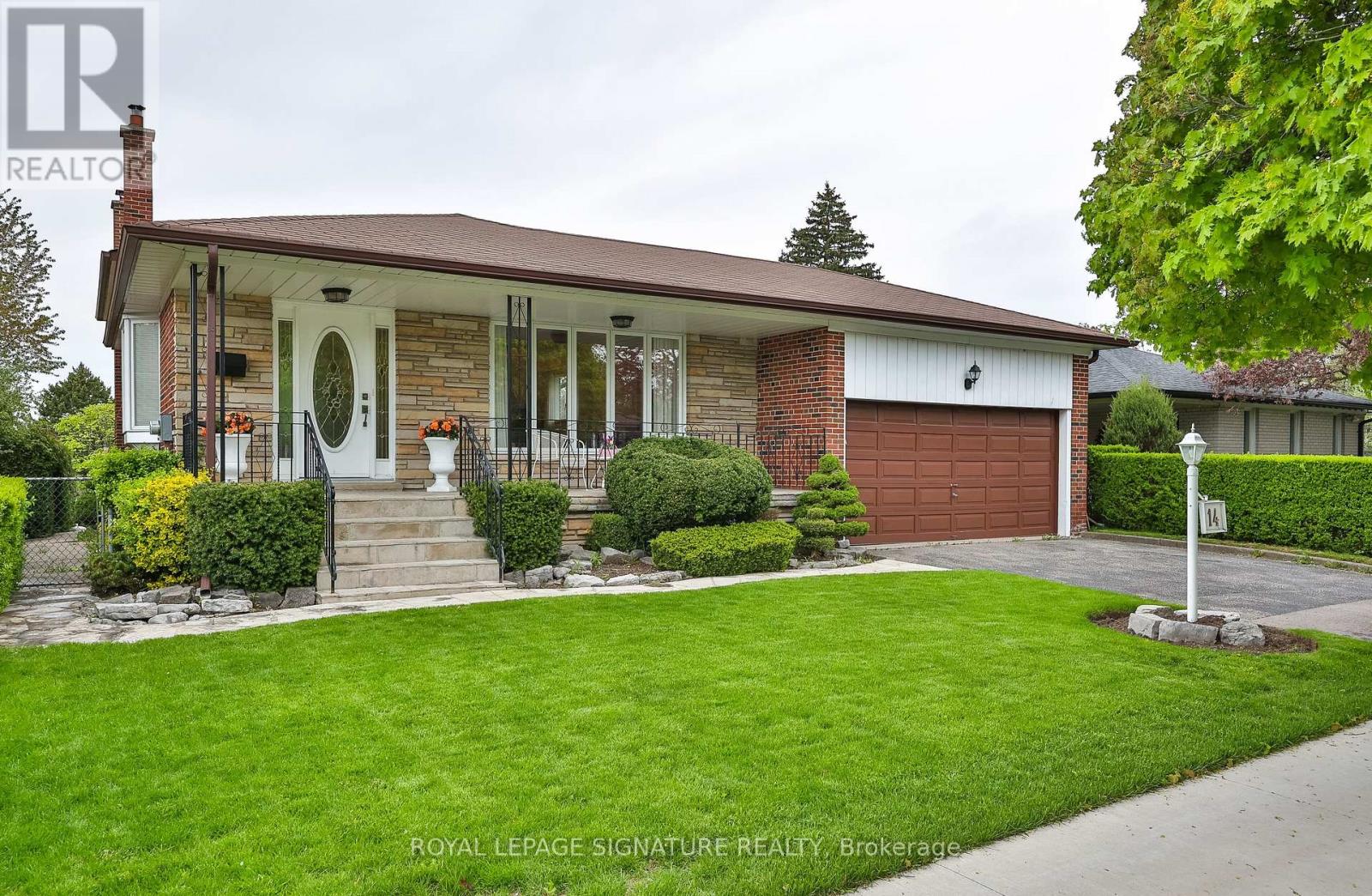 14 LOGSTONE CRESCENT - 1