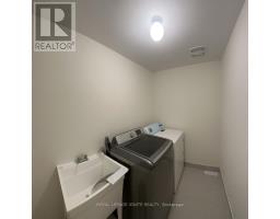 25 Jack Potts Way, Clarington, ON L1E0E8 Photo 11