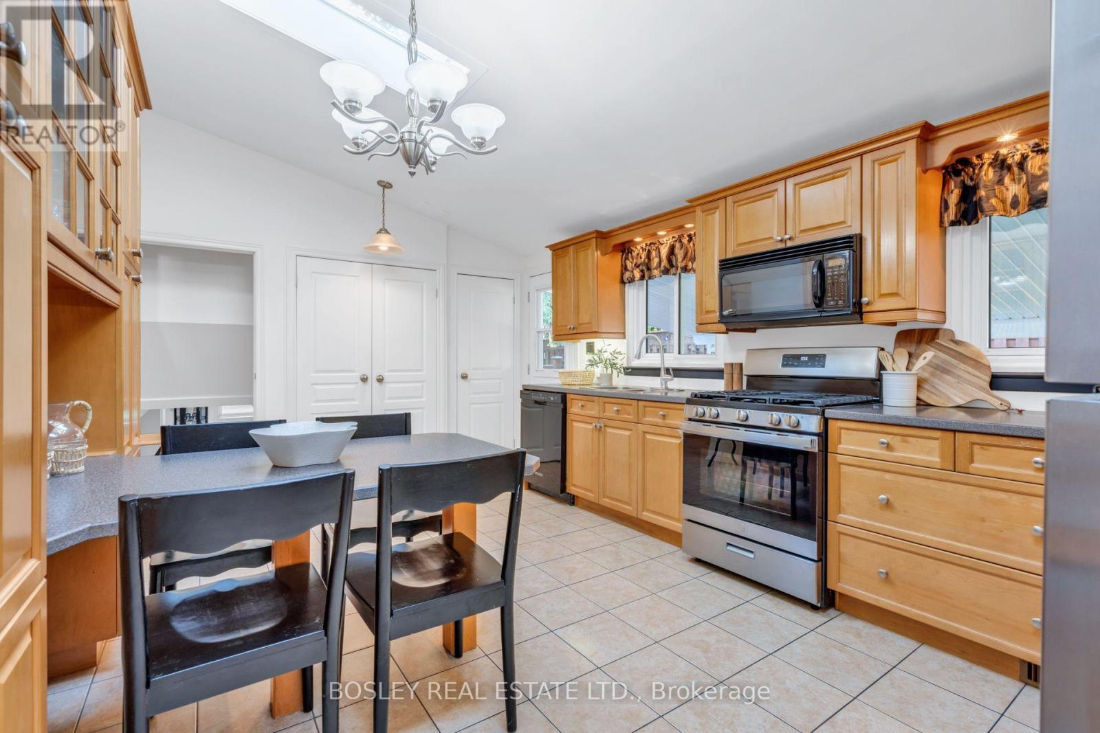 858 MODLIN ROAD - Image 20