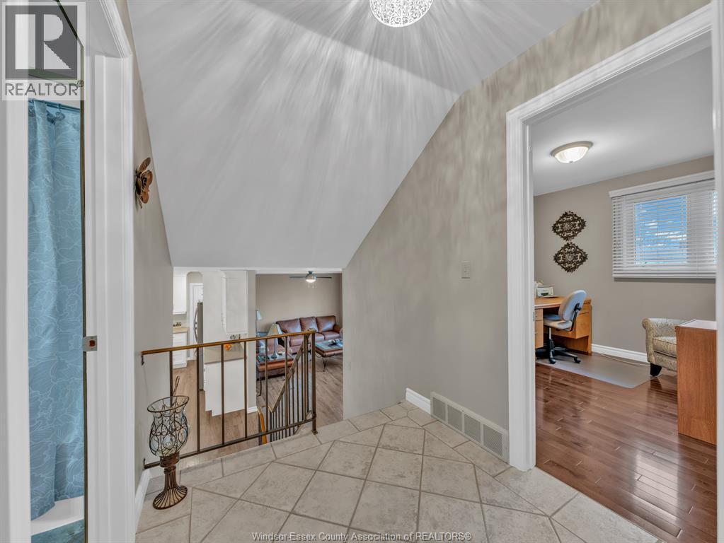 1533 PEACH DRIVE - Image 15