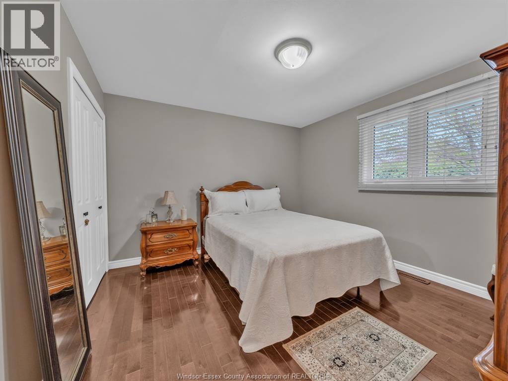 1533 PEACH DRIVE - 21