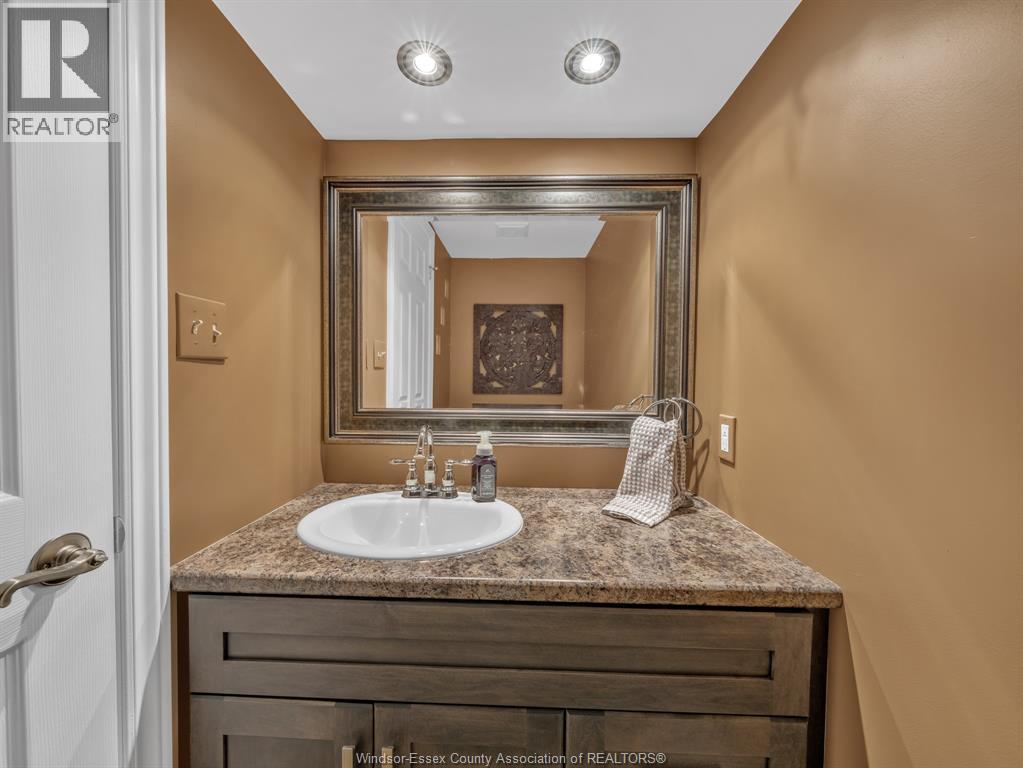 1533 PEACH DRIVE - 31