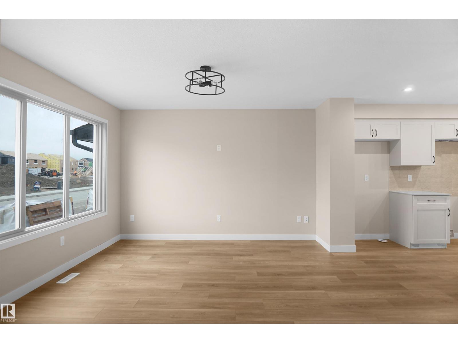 508 176 AV NE - 3