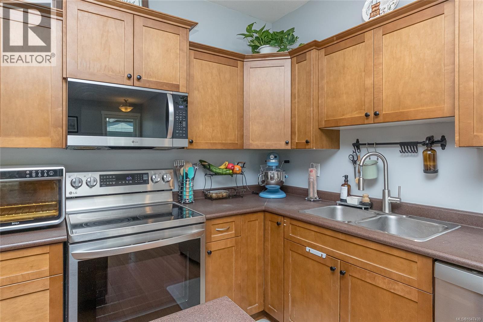 6183 Drombeg Pl - Image 26