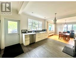 6 Hill Road thumbnail 19