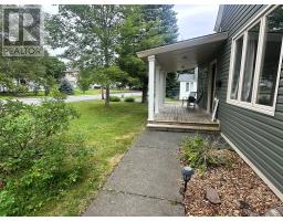 6 Hill Road thumbnail 2
