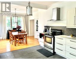 6 Hill Road thumbnail 22