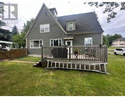 6 Hill Road thumbnail 4