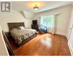 6 Hill Road thumbnail 40