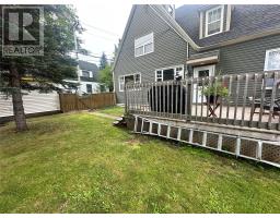6 Hill Road thumbnail 6