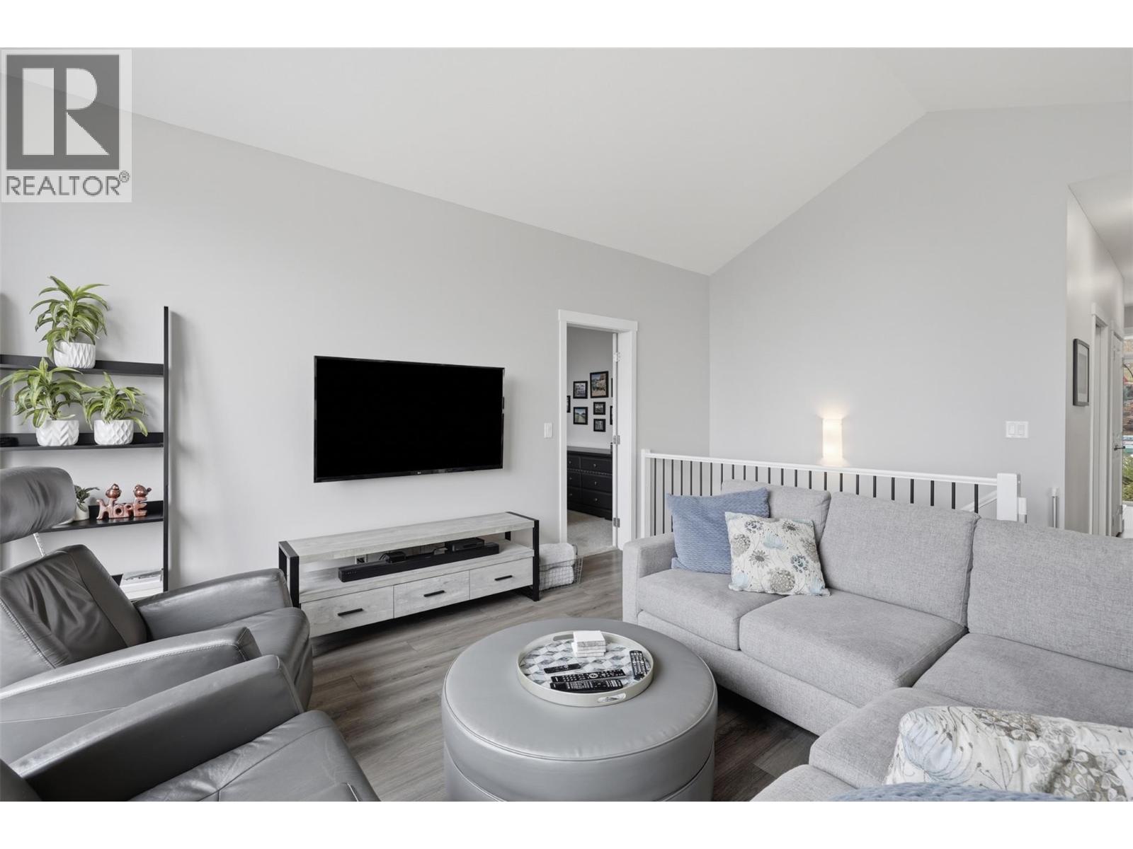 #116 1939 COLDWATER Drive - 16