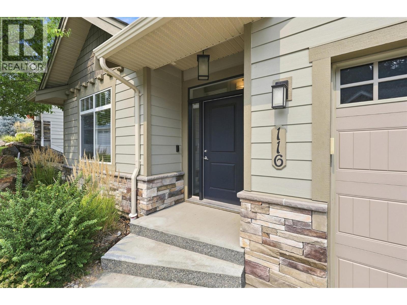 #116 1939 COLDWATER Drive - Image 3