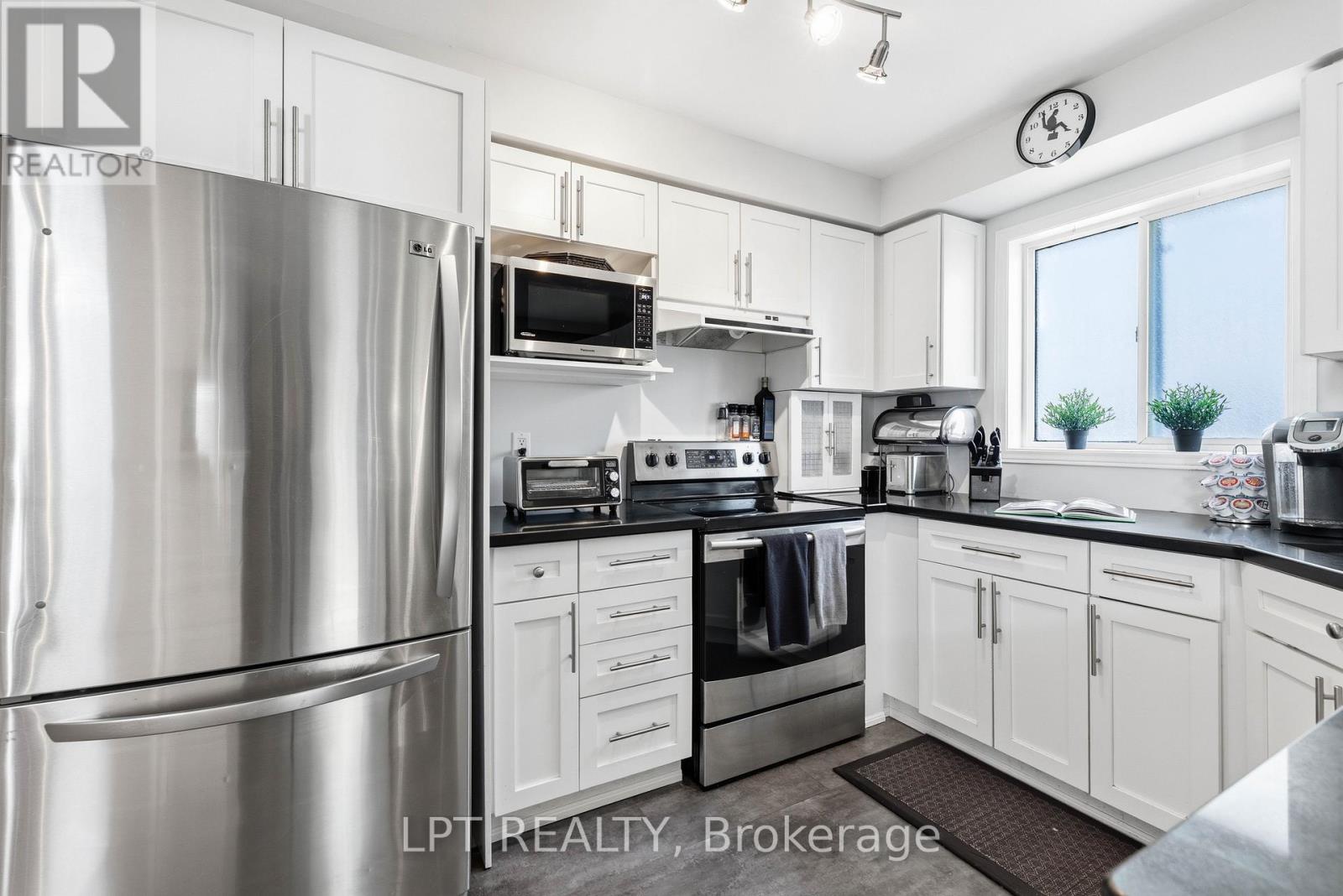 8 BURNABY DRIVE - Image 13
