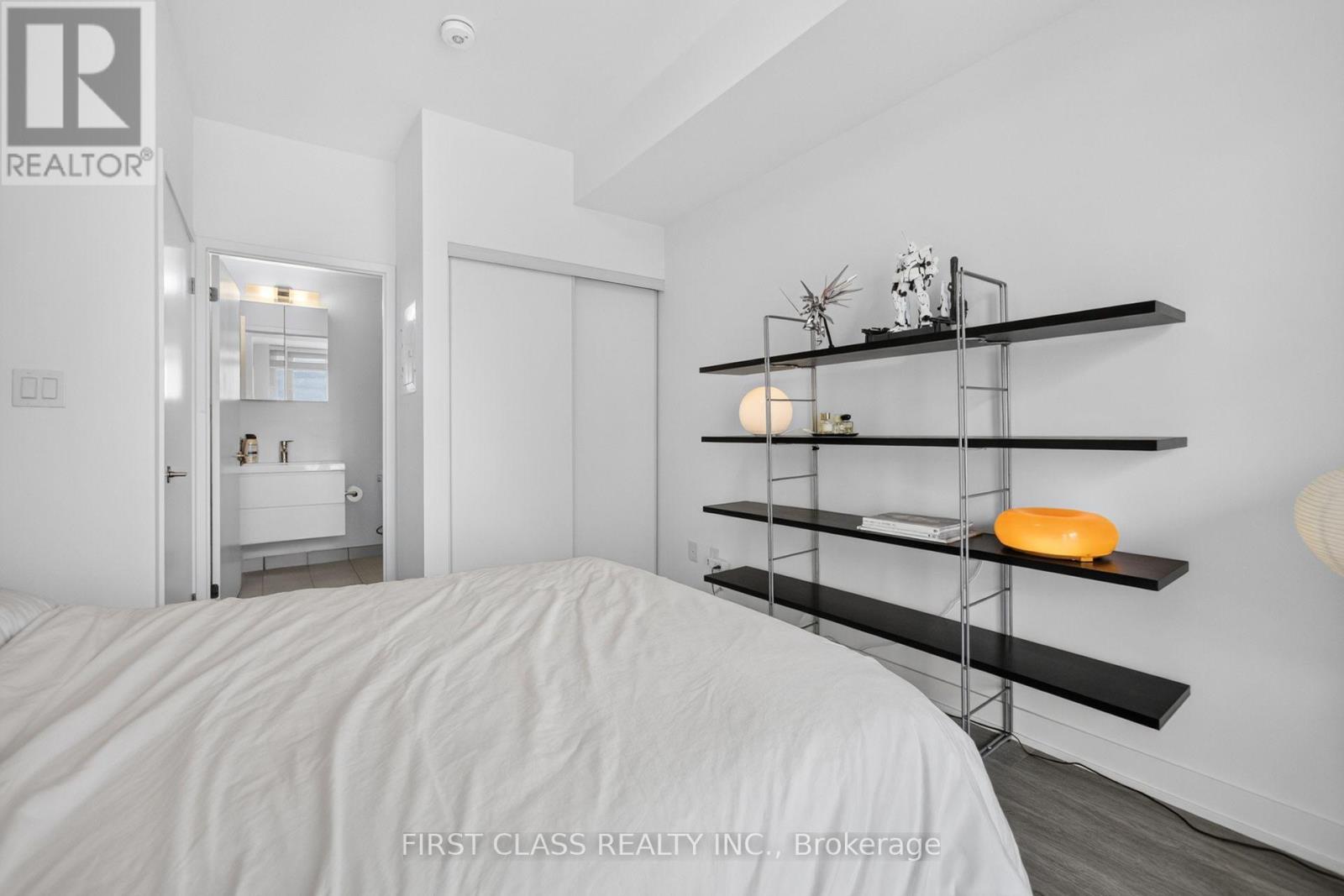 #1316A 8119 BIRCHMOUNT ROAD - 30