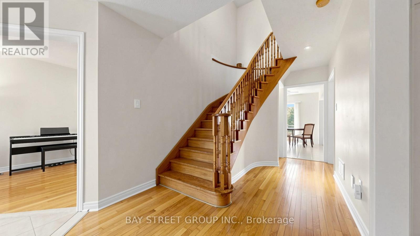 37 BAYSWATER AVENUE - 4
